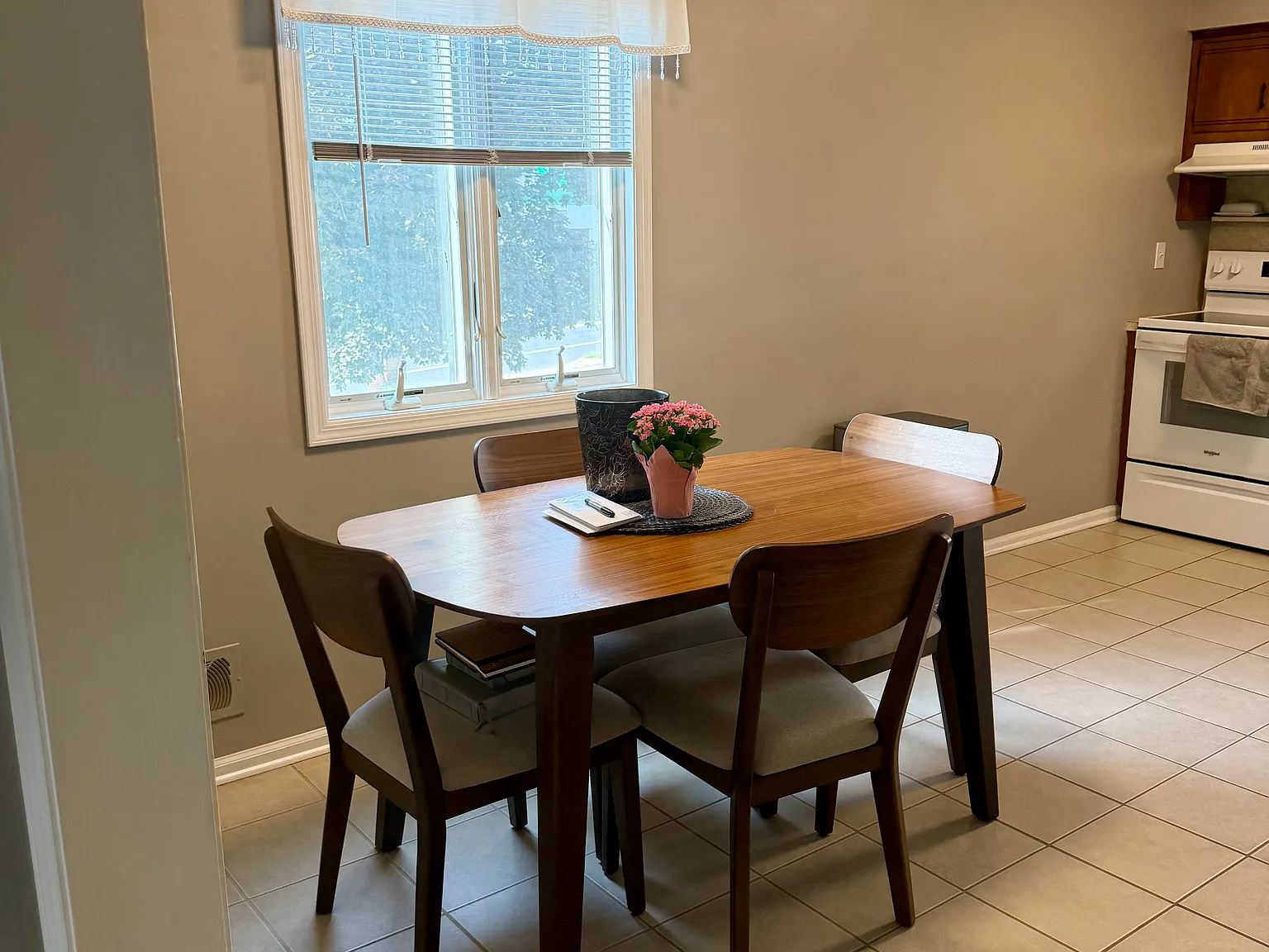 1 bed, $1,900 — Photo 4