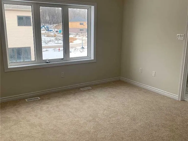 29 Gunn Ave — Photo 11