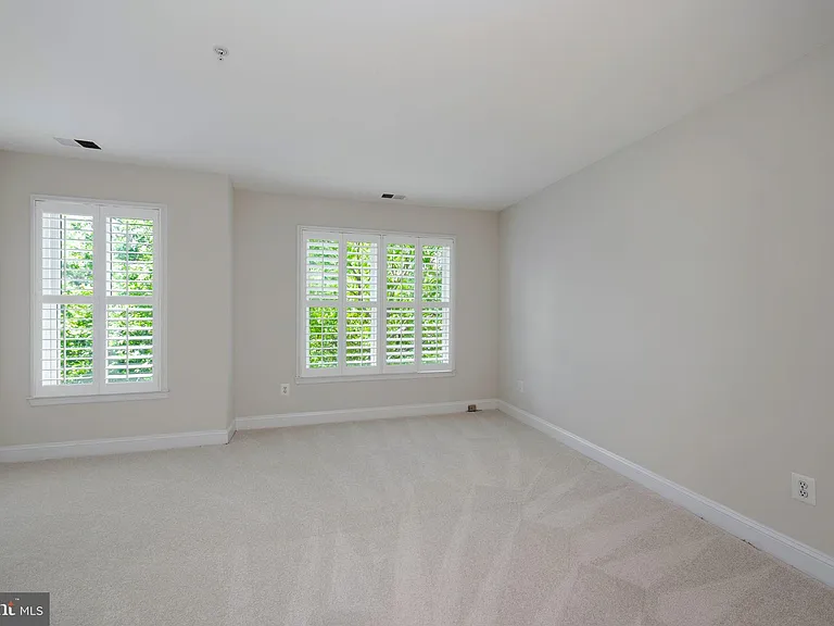 9 Franklin St — Photo 21