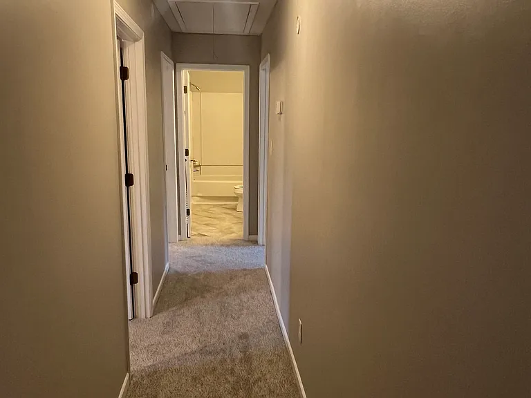 503 Holland Rd — Photo 12