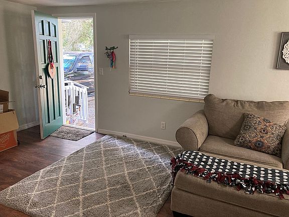 5th image of 5440 43rd Ave N