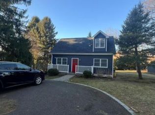 149 Old Cedar Swamp Rd, Jericho, NY 11753