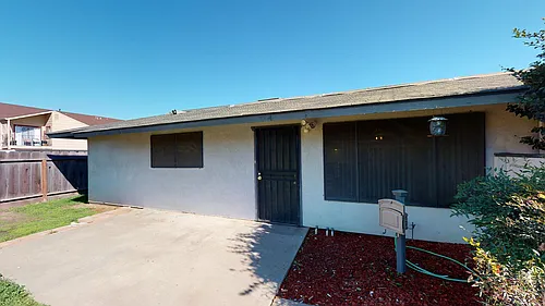 2631 Lawrence St #5 Photo 1