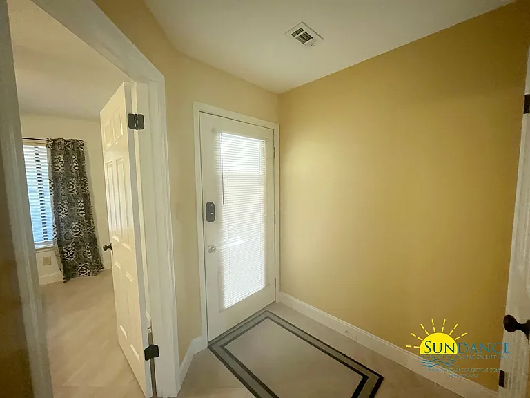 207 Southlake Ct — Photo 6