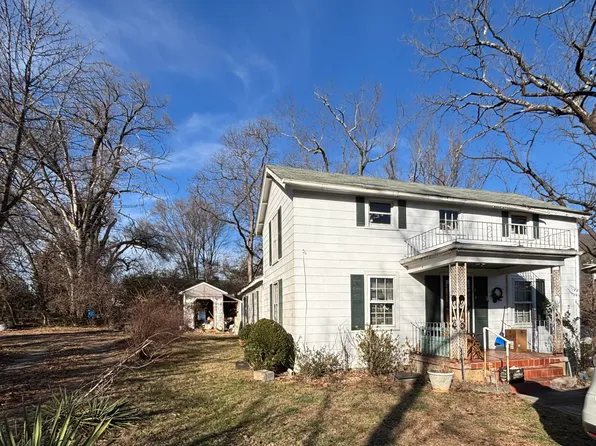 4541 Nelms Ln NE, Roanoke, VA 24019