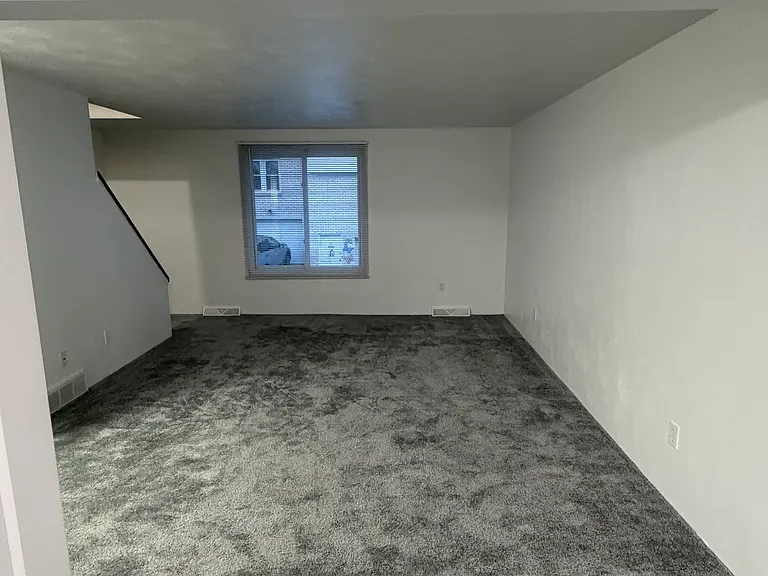 209 Rockdale Rd #B — Photo 4