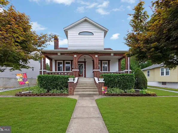 46 Gradwell Ave, Maple Shade, NJ 08052