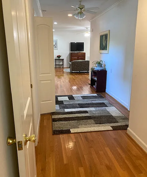 1705A Madison Ave — Photo 2