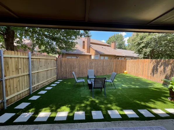 1605 Brentwood Dr, Irving, TX 75061