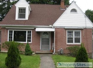 24 Roger St, Southbridge, MA 01550