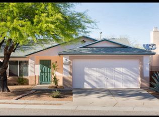 10111 E Hummingbird Meadow Way, Tucson, AZ 85747