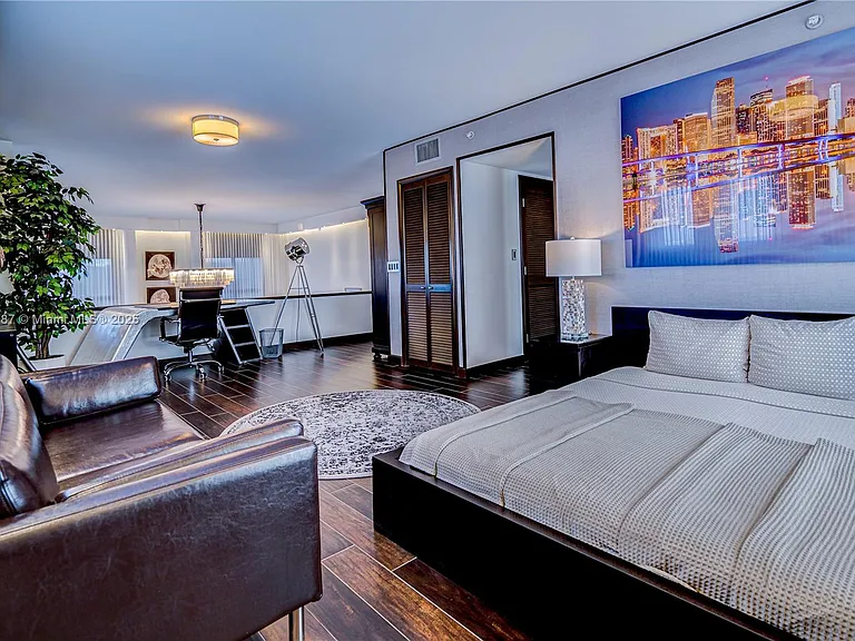 1701 Sunset Harbour Dr #L-507 — Photo 16