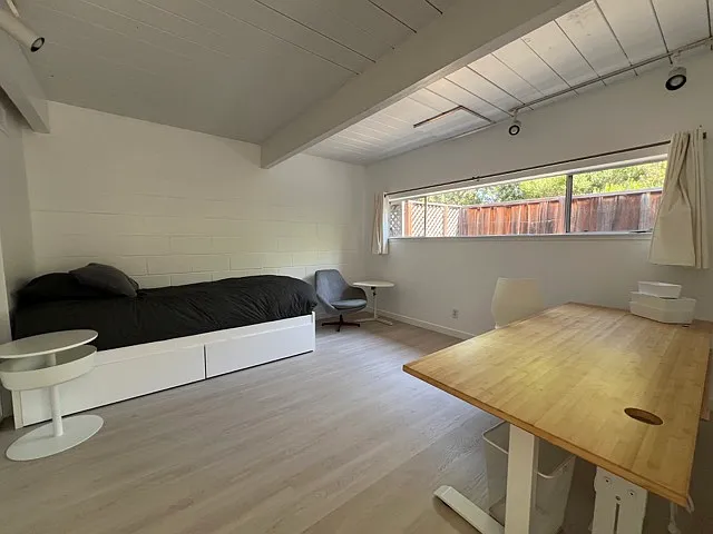 135 Greenmeadow Way — Photo 13