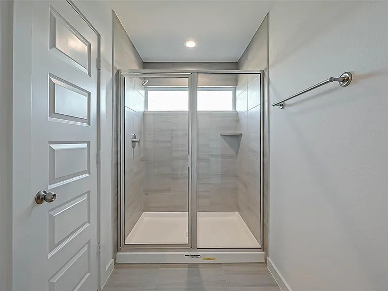 3510 Contempo Dr — Photo 22