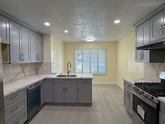 3rd image of 6568 Camden Ave