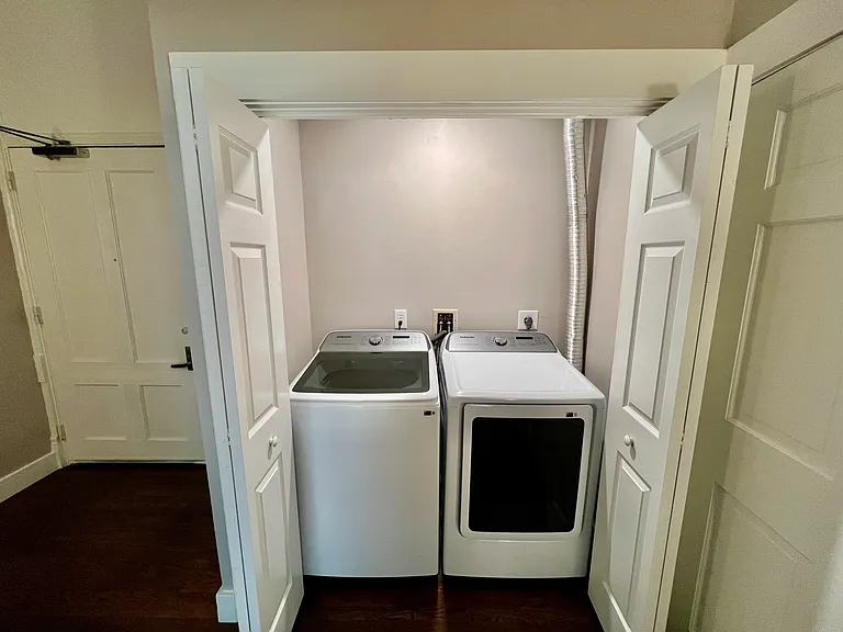 27 Hillside Pl #4 — Photo 17