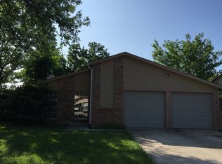 5300 Carpenter Dr, Arlington, TX