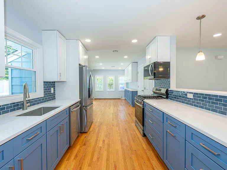 47 Pleasant Ave — Photo 4