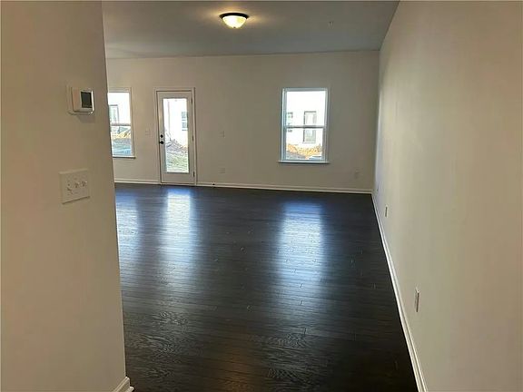2nd image of 731 Carmes Dr