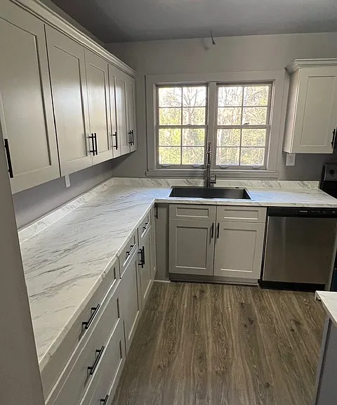 2058 Shamrock Dr — Photo 13