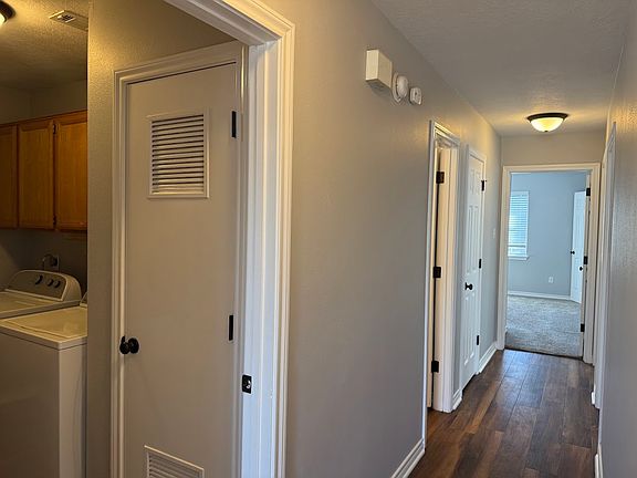 2nd image of 1802 Sara Dr Unit B