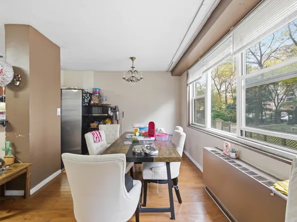 201 Saint Pauls Avenue image 6 of 19