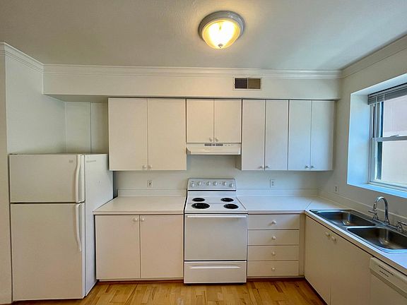 4th image of 4364 Lindell Blvd APT 3NW