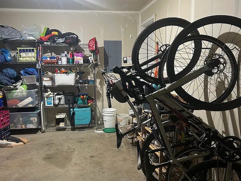1 car garage