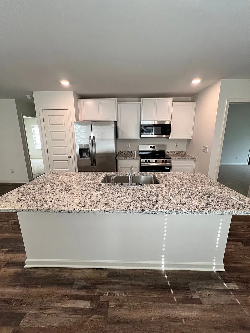 New Construction Rental Home Available! — Photo 4