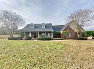 1311 Bowlin Ave, Port Neches, TX 77651