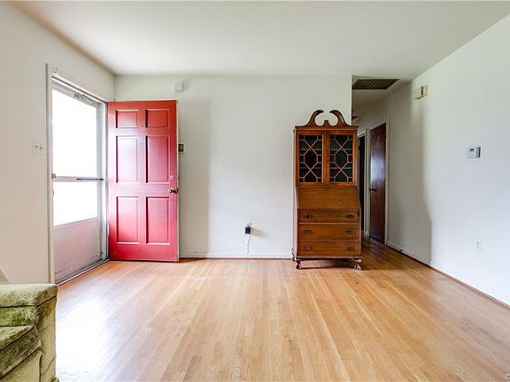 3rd image of 5609 Cupula Dr