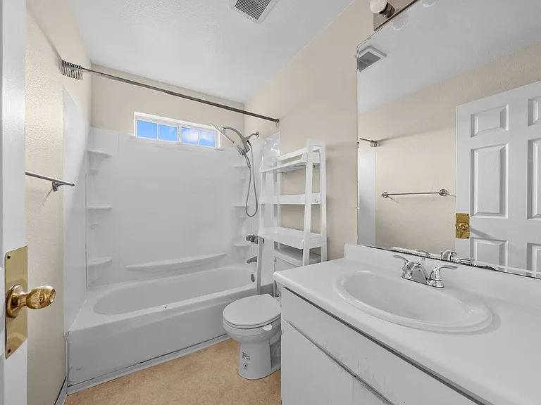 321 T St — Photo 9