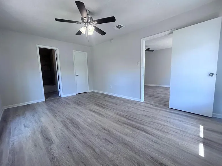 5901 Bretshire Dr — Photo 11