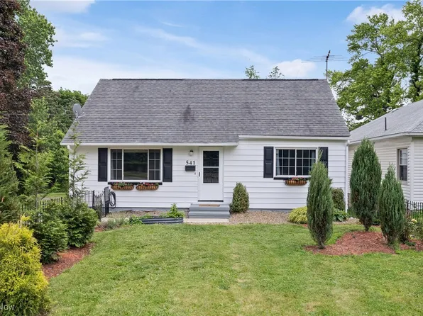 541 Broad St, Wadsworth, OH 44281