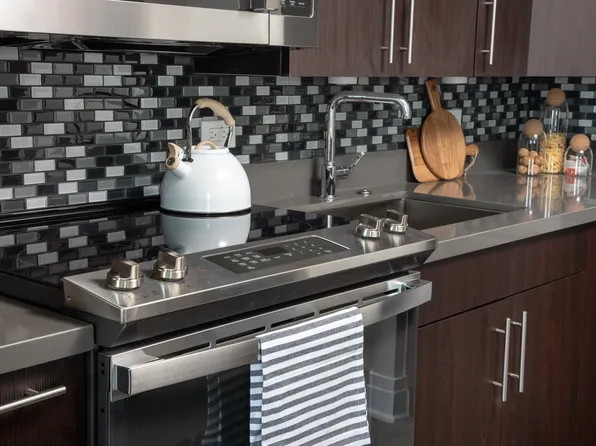 5 Bay Street image 6 of 14