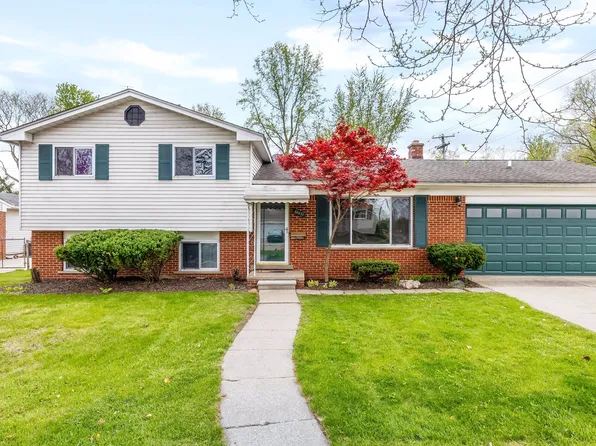 36371 Meadowbrook St, Livonia, MI 48154