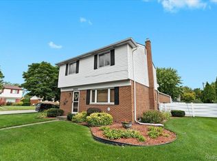 9684 N Haggerty Rd, Plymouth, MI 48170