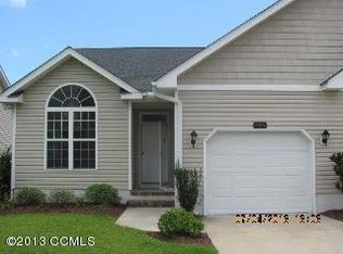517 517a Village Green Dr, Morehead City, NC 28557