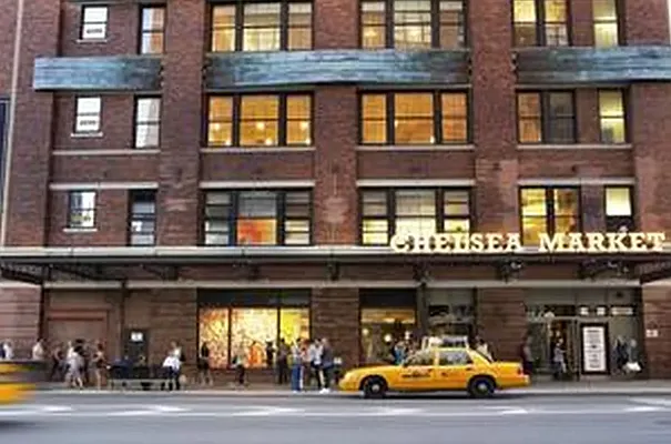 Rented by Douglas Elliman | media 22