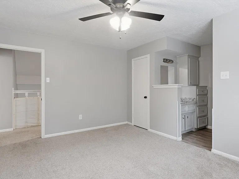 12015 Fawnview Dr — Photo 20