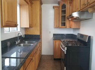 1226 N Gower St #10, Los Angeles, CA 90038