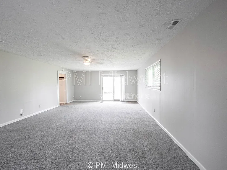 316 S Kenmore Rd — Photo 11