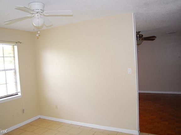 2nd image of 11 Jay Dr