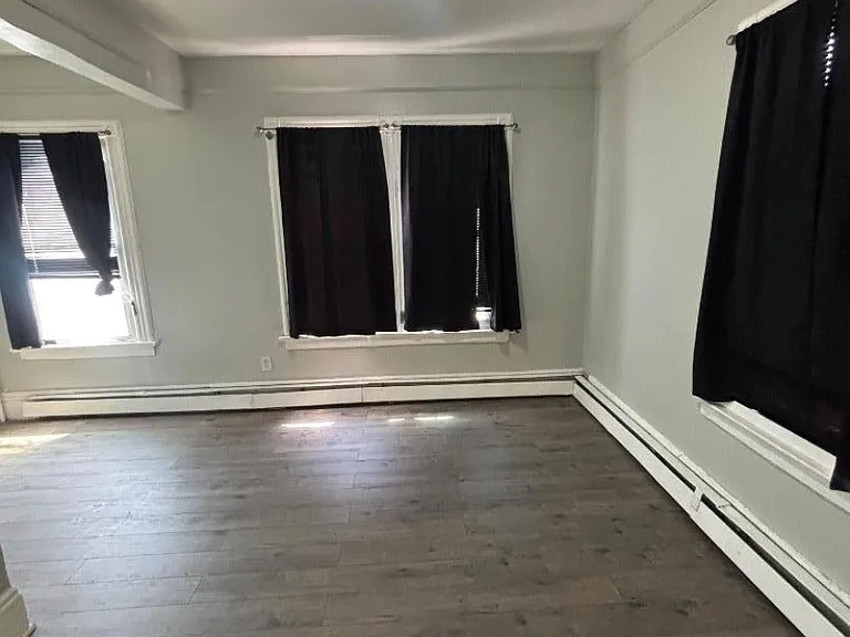 1023 Clinton Ave #4 — Photo 6