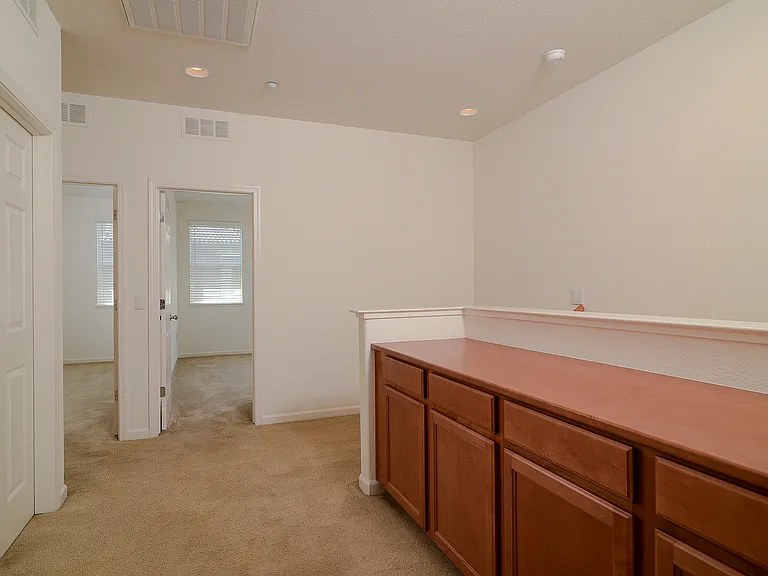 2300 Las Palomas Loop — Photo 14