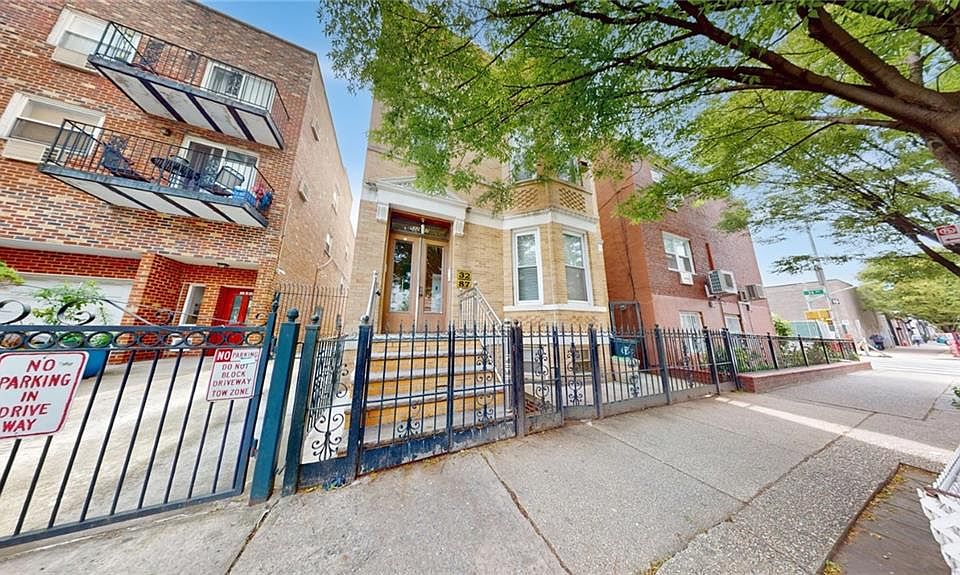 1st image of 3287 38th St