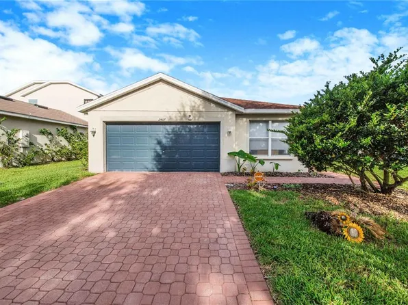 11407 Crestlake Village Dr, Riverview, FL 33569