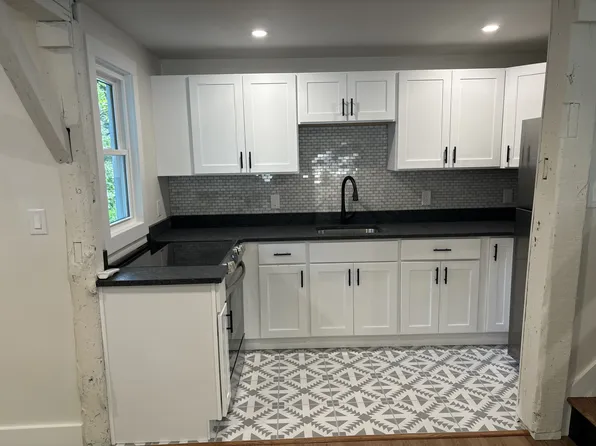 36 E Shore Rd #B, New Preston Marble Dale, CT 06777