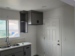 1020 W 47th St, Los Angeles, CA 90037