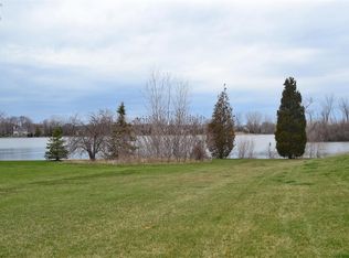 4897 E Wood Duck Ct, Port Clinton, OH 43452